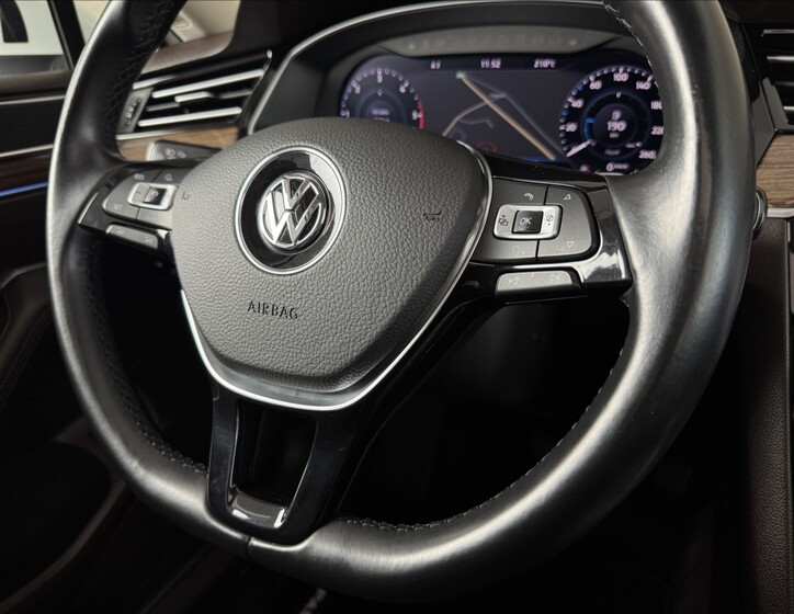 Volkswagen Passat 48