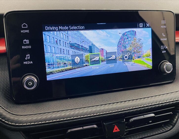 Škoda Fabia Hatchback 999,0 85 kw