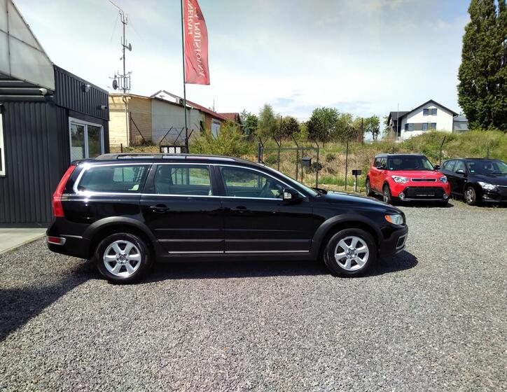 Volvo XC70 17