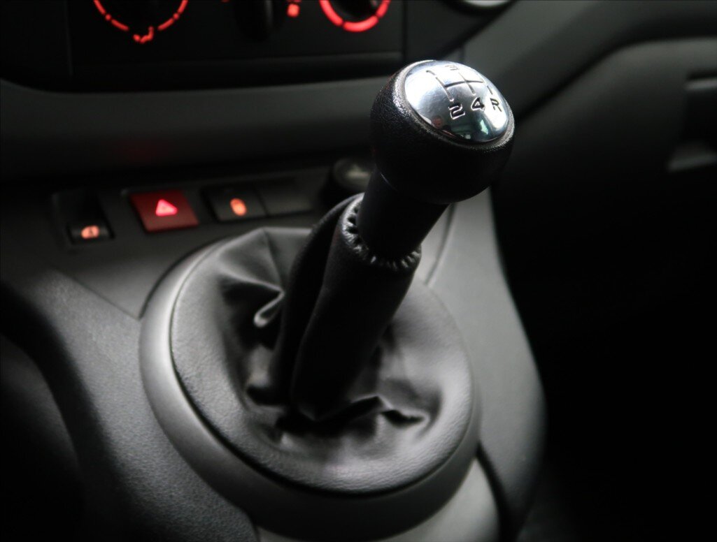 Peugeot Partner Tepee Kombi 1,6 l 55 kw