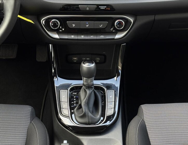 Hyundai i30 Kombi 998,0 74 kw