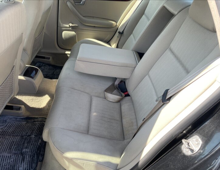 Audi A4 Sedan / Limuzína 1,8 l 110 kw