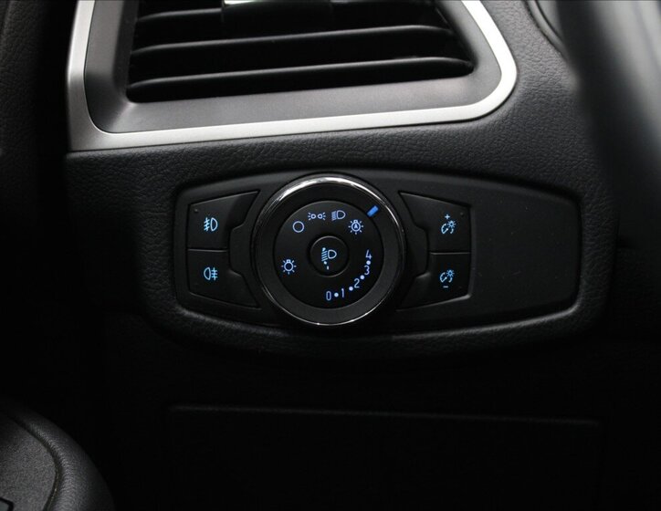 Ford S-MAX MPV 1,5 l 121 kw