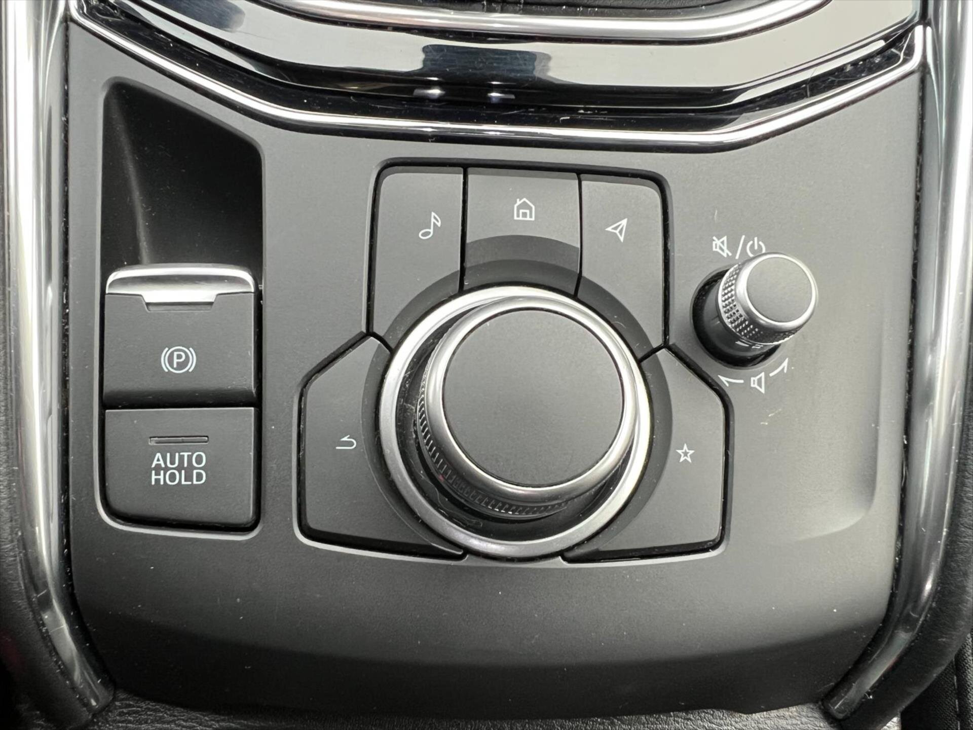 Mazda CX-5 Kombi 2,0 l 121 kw