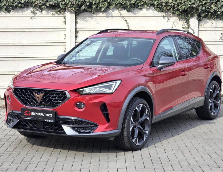 Cupra Formentor SUV / Terénní 1,5 l 110 kw