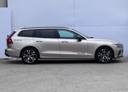 Volvo V60 Kombi 2,0 l 145 kw
