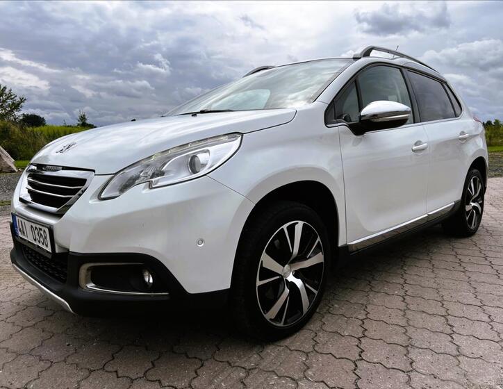 Peugeot 2008 5