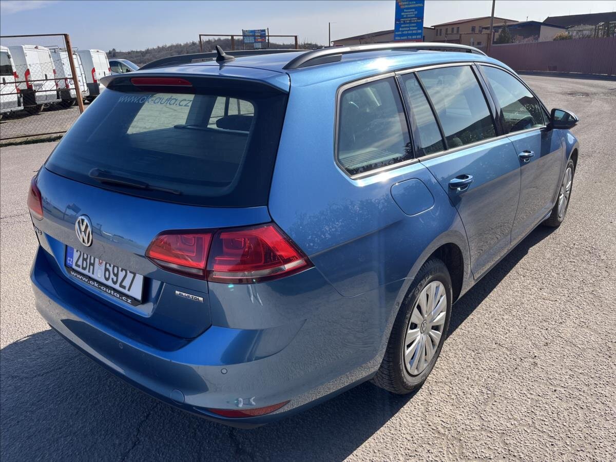 Volkswagen Golf Kombi 1,6 l 81 kw