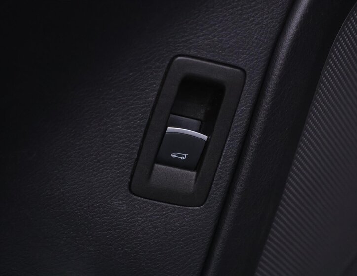 Volkswagen Touareg SUV 3,0 l 193 kw