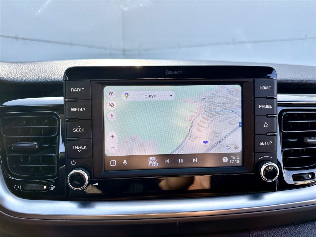 KIA Stonic SUV / Terénní 1,6 l 81 kw