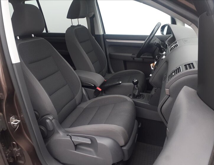 Volkswagen Touran MPV 2,0 l 103 kw