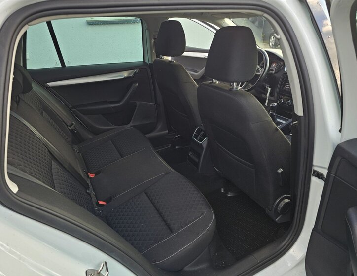 Škoda Octavia Kombi 2,0 l 110 kw