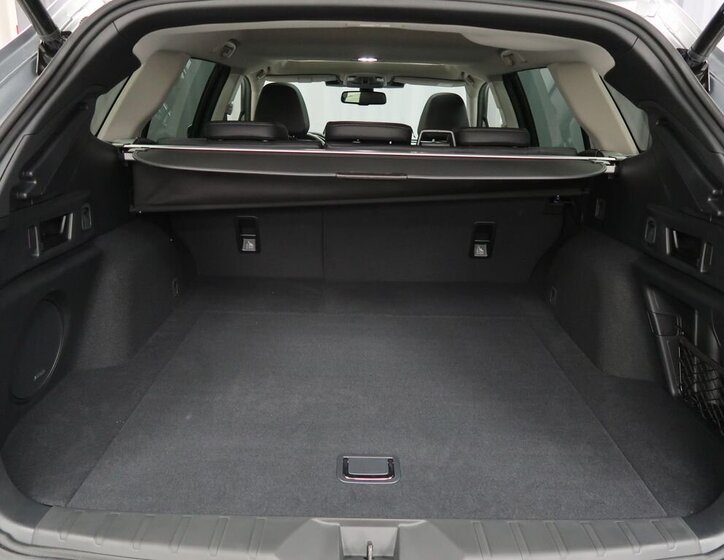 Subaru Outback Kombi 2,5 l 124 kw