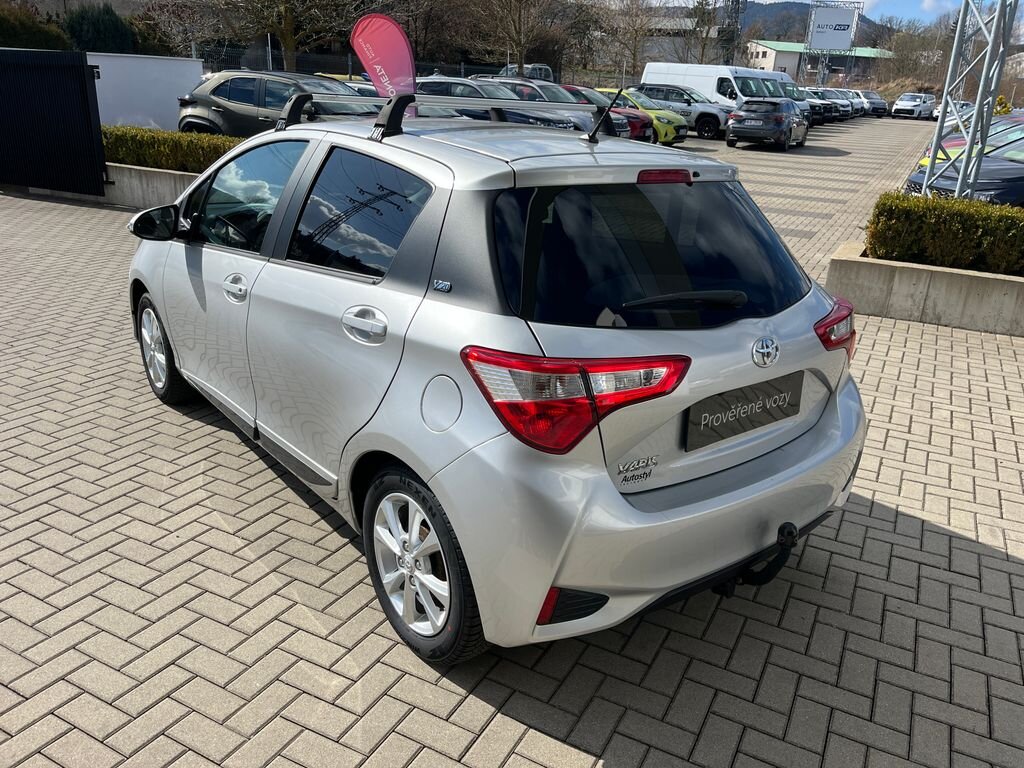 Toyota Yaris Hatchback 1,5 l 82 kw