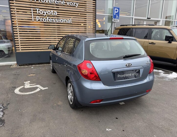 KIA Ceed Hatchback 1,4 l 80 kw