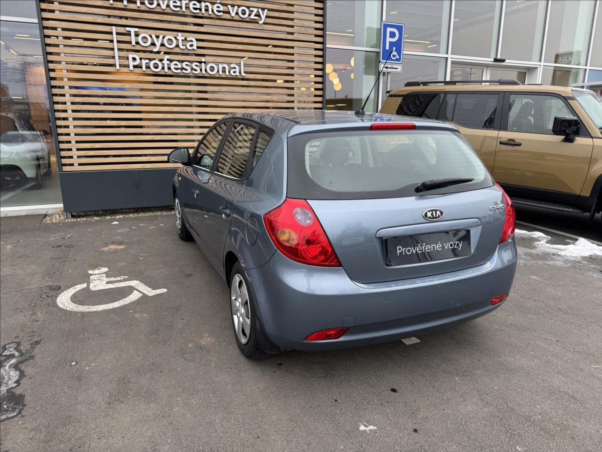 KIA Ceed Hatchback 1,4 l 80 kw