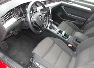 Volkswagen Passat Kombi 1,6 l 88 kw