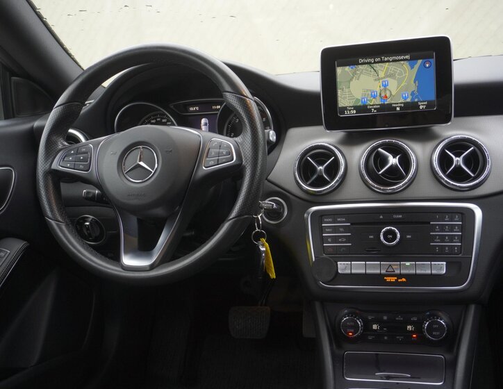 Mercedes-Benz CLA Kombi 2,1 l 100 kw
