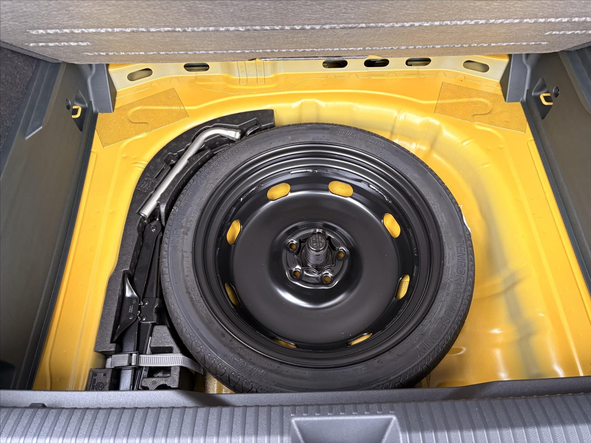 Volkswagen T-Roc SUV 1,5 l 110 kw