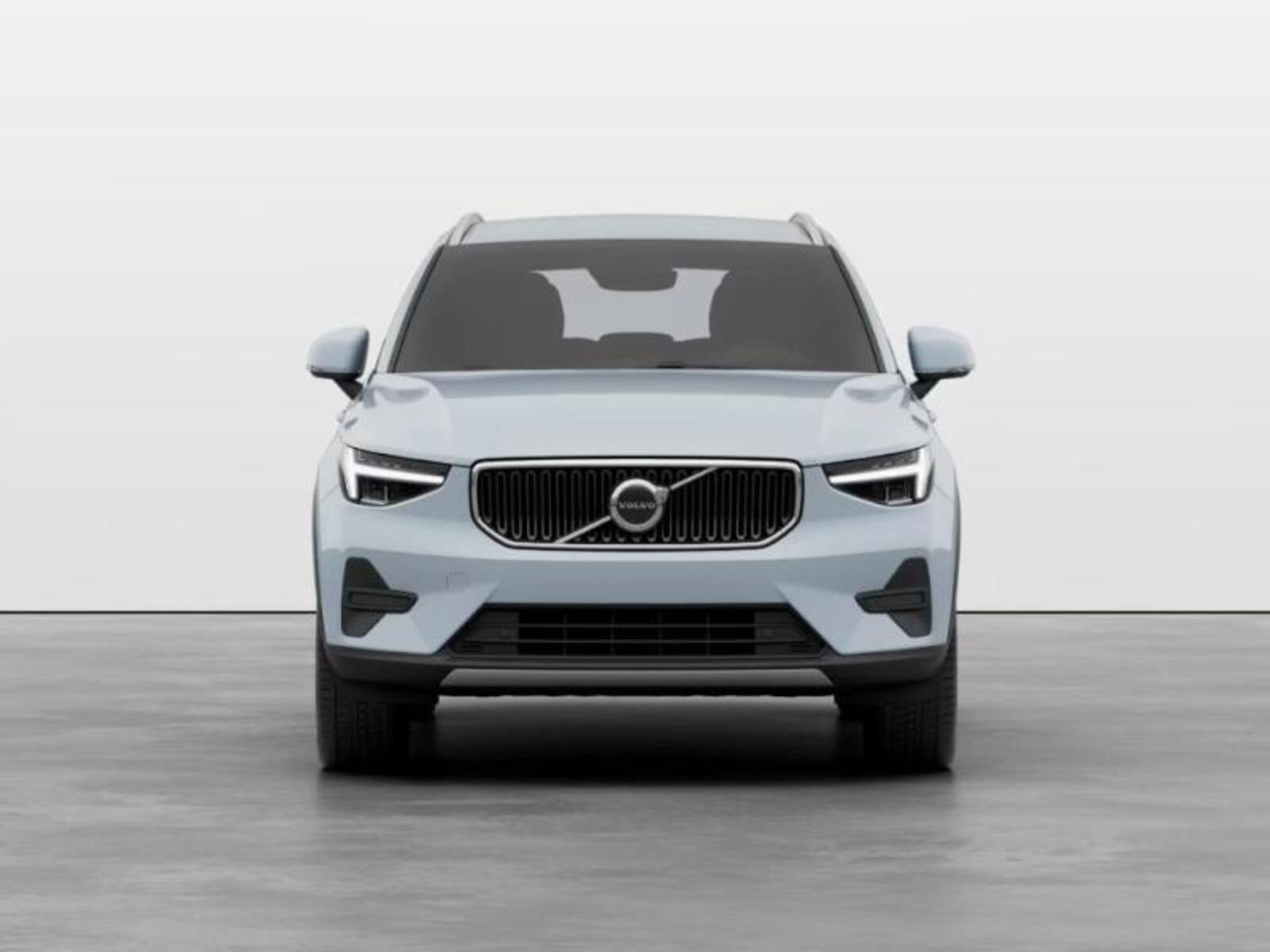 Volvo XC40 3