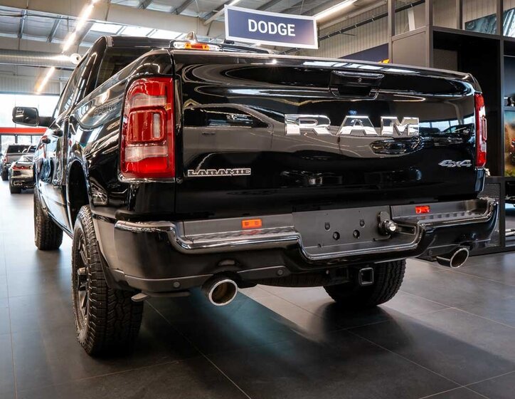 Dodge RAM 2