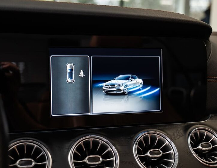 Mercedes-Benz Třídy E 11