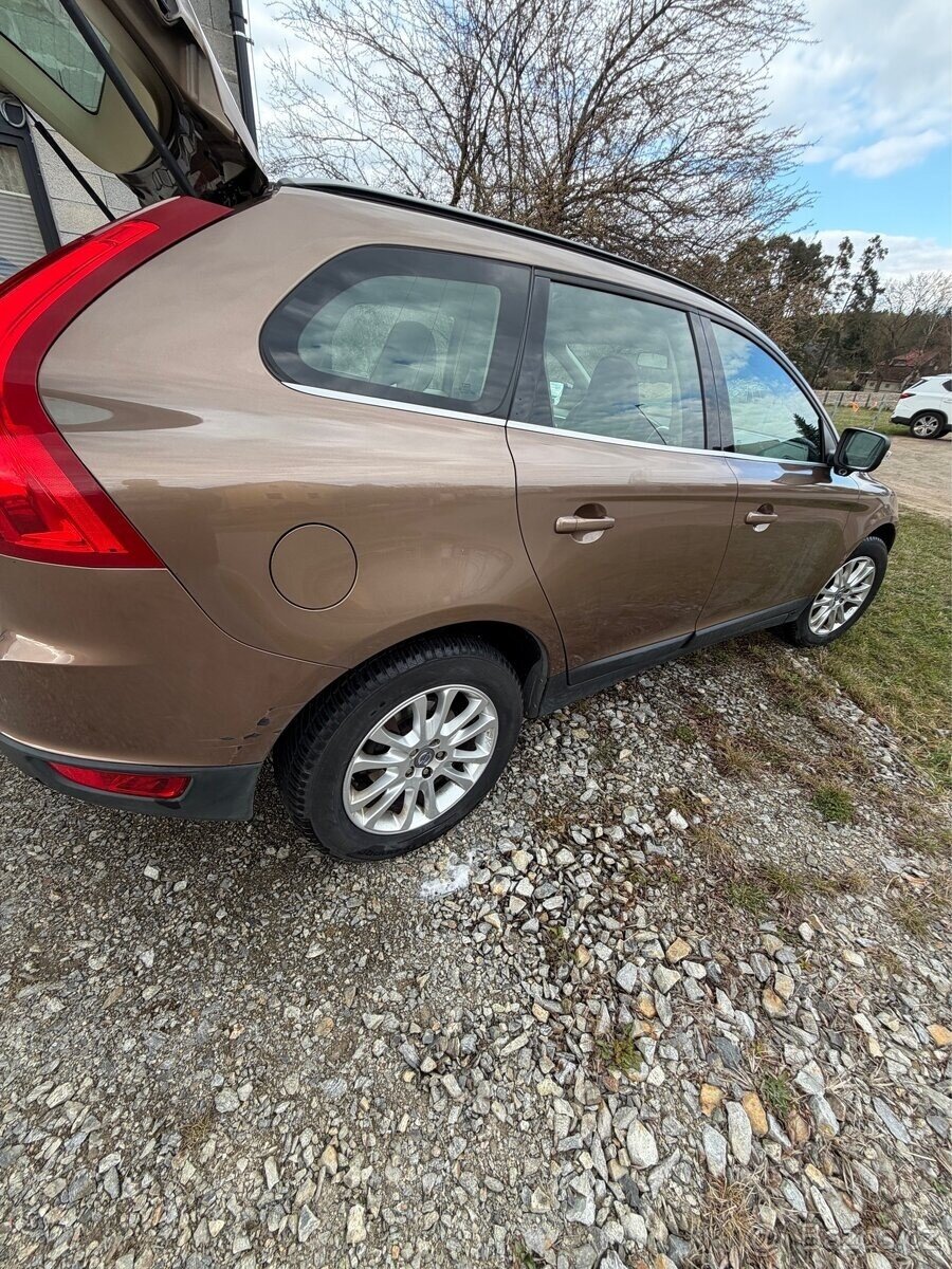 Volvo XC60 SUV / Terénní 0,0 120 kw