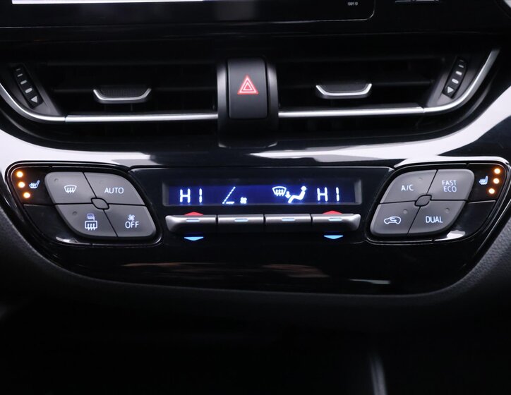 Toyota C-HR SUV 1,2 l 85 kw