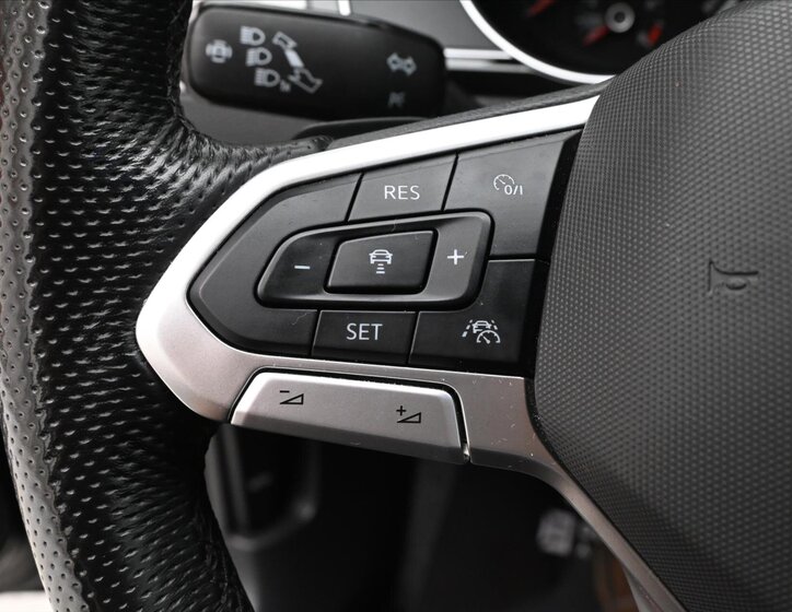 Volkswagen Passat Kombi 1,4 l 115 kw