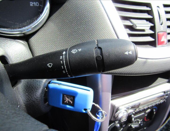 Peugeot 207 Kabriolet 1,6 l 88 kw