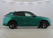 Alfa Romeo Stelvio SUV / Terénní 2,0 l 206 kw
