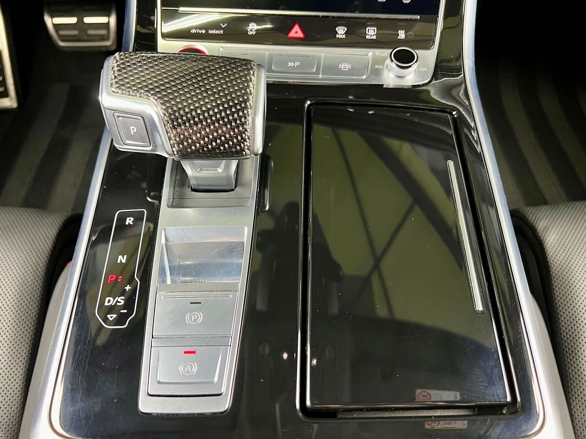 Audi SQ8 SUV / Terénní 4,0 l 373 kw