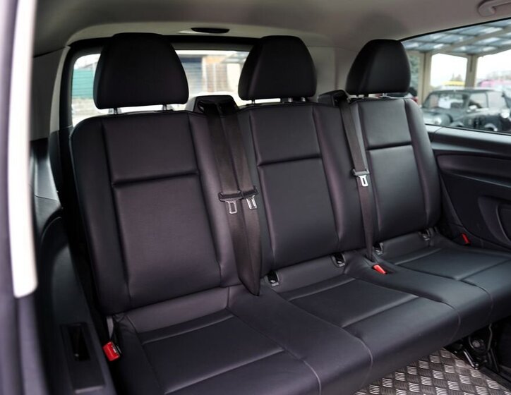 Mercedes-Benz Vito 25