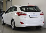 Hyundai i30 Kombi 1,6 l 99 kw