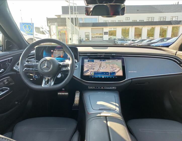 Mercedes-Benz Třídy E 9