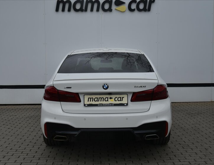 BMW Řada 5 Sedan / Limuzína 3,0 l 250 kw