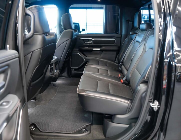 Dodge RAM Pick-up 5,7 l 291 kw