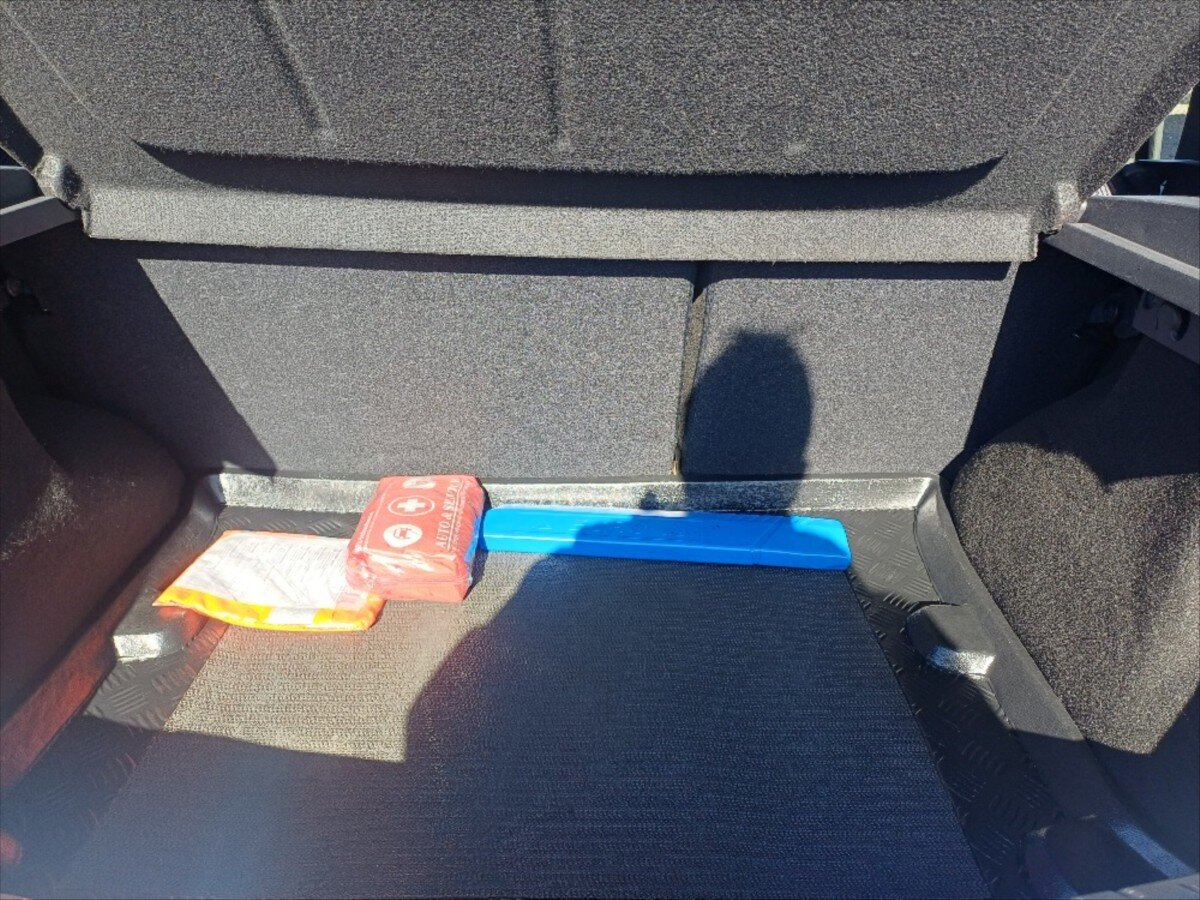 Dacia Sandero Hatchback 1,6 l 64 kw