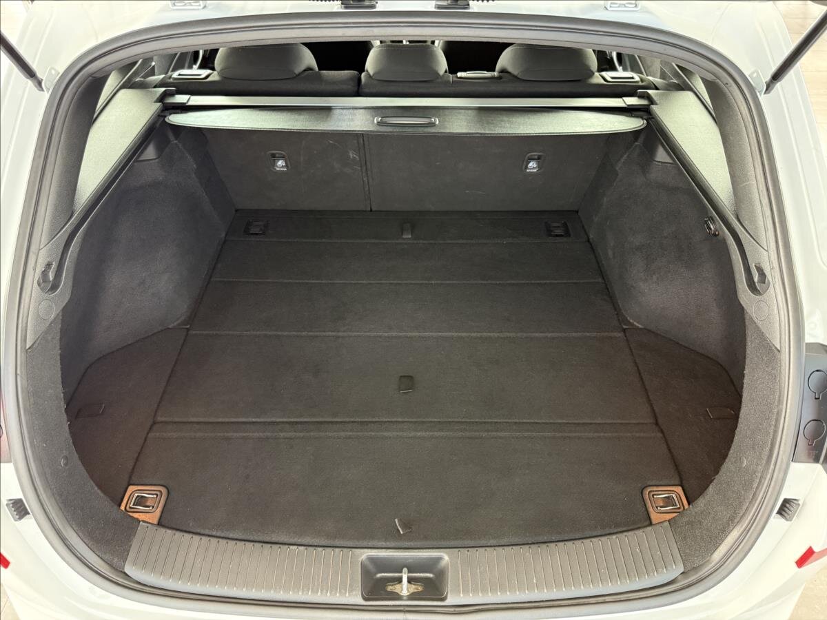 Hyundai i30 Kombi 1,4 l 103 kw