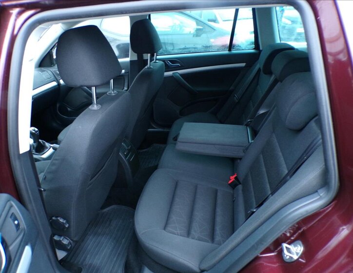 Škoda Octavia Kombi 1,2 l 77 kw