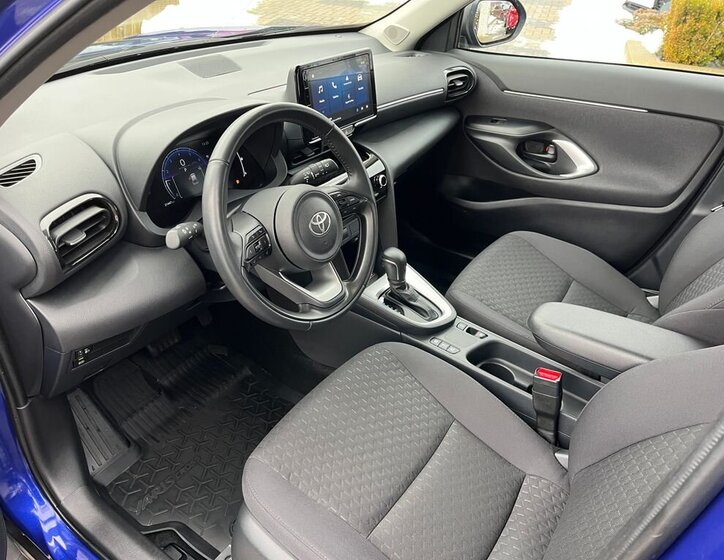 Toyota Yaris Cross SUV 1,5 l 68 kw