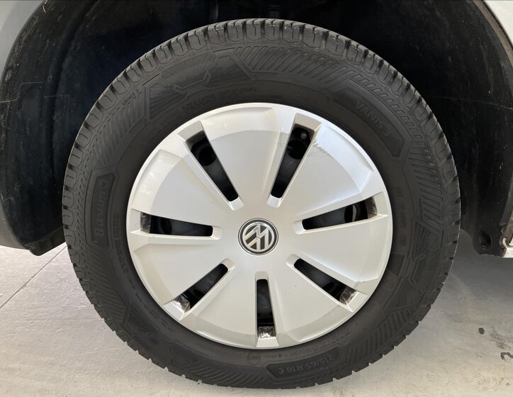 Volkswagen Transporter Kombi 2,0 l 81 kw