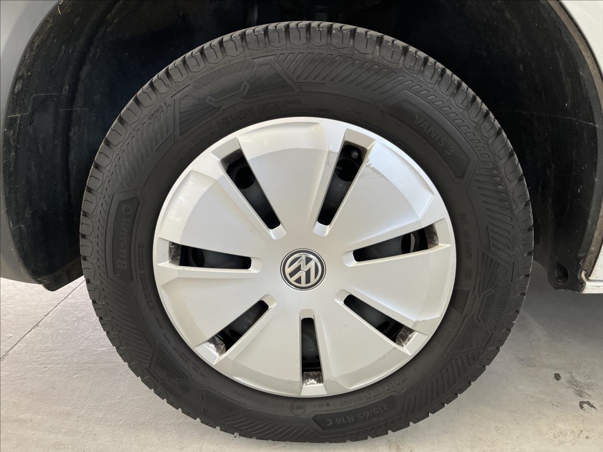Volkswagen Transporter Kombi 2,0 l 81 kw
