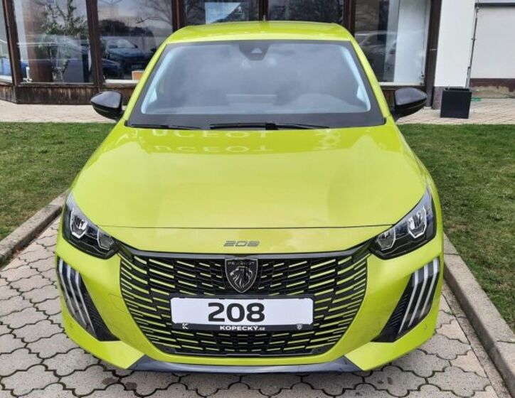 Peugeot 208 12