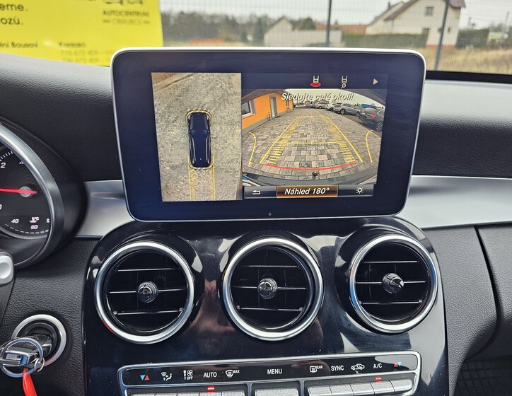 Mercedes-Benz Třídy C 9