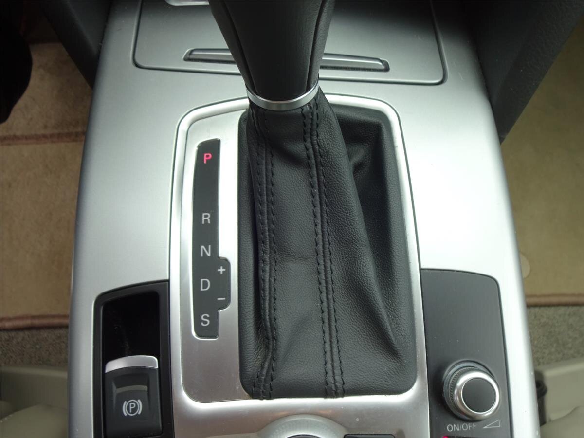 Audi A6 Allroad Kombi 3,0 l 176 kw