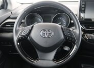 Toyota C-HR SUV / Terénní 1,8 l 72 kw