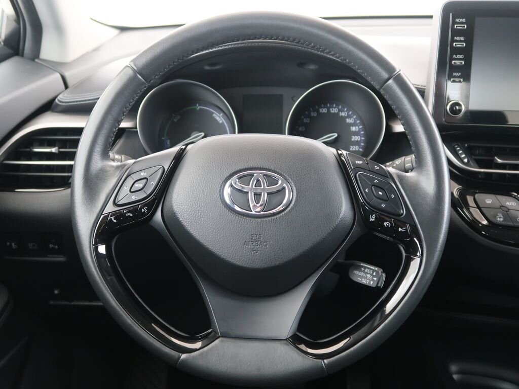 Toyota C-HR SUV / Terénní 1,8 l 72 kw