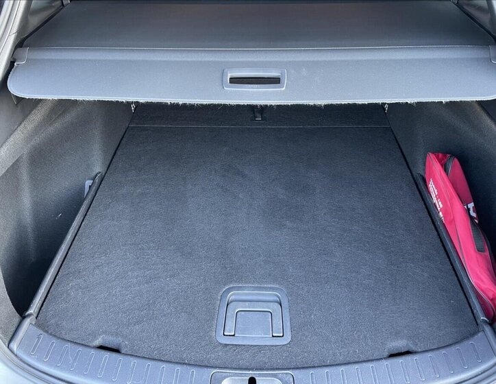 Suzuki Swace Kombi 1,8 l 72 kw