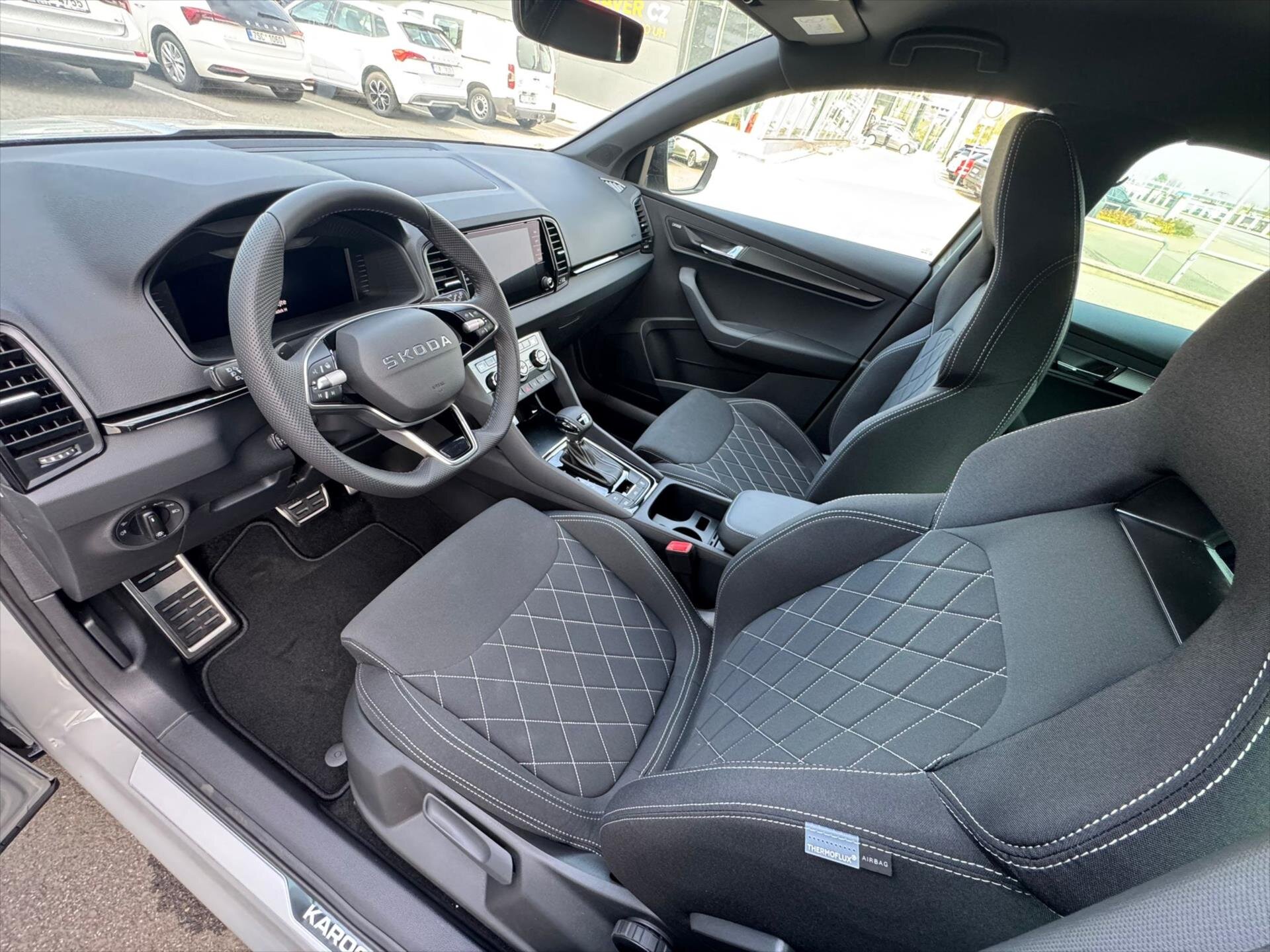 Škoda Karoq SUV / Terénní 1,5 l 110 kw